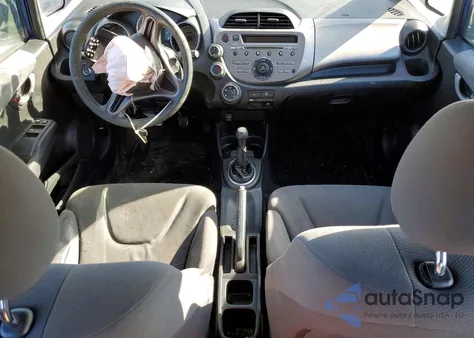 2010 Honda Fit z USA, uszkodzony, nr VIN JHMGE8G24AS013473